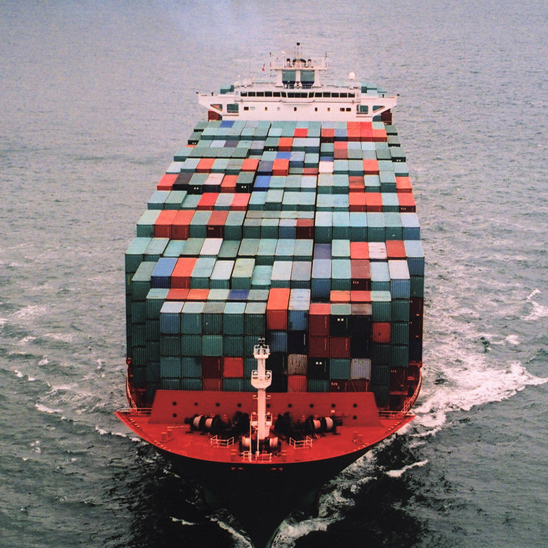 Maßgeschneiderter Eisenerz-Massengutfrachter aus Stahl mit Containerschiff