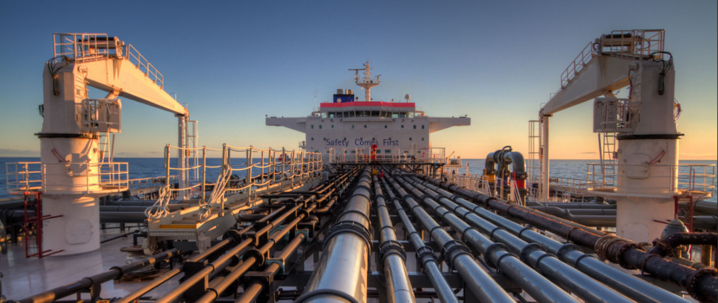 Transport gro&szlig;er Mengen Roh&ouml;l