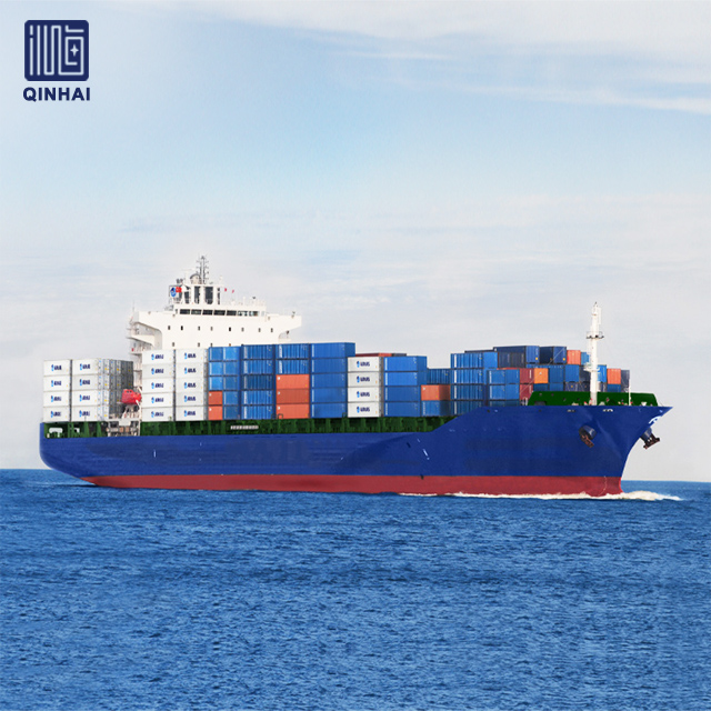 Ultragroßes Marine-Transportcontainerschiff