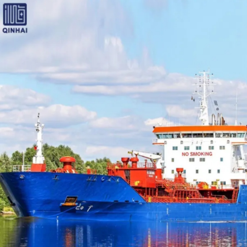 Wie minimieren Öltanker die Risiken beim ozeanischen Transport von Rohöl?