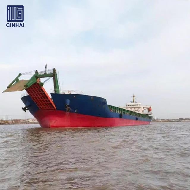 50 m langes, selbstfahrendes LCT-Fährschiff mit Deckträger