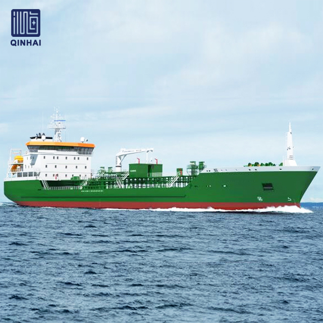 Werft maßgeschneiderte 3000dwt-Öltankschiffe mit Ölkran