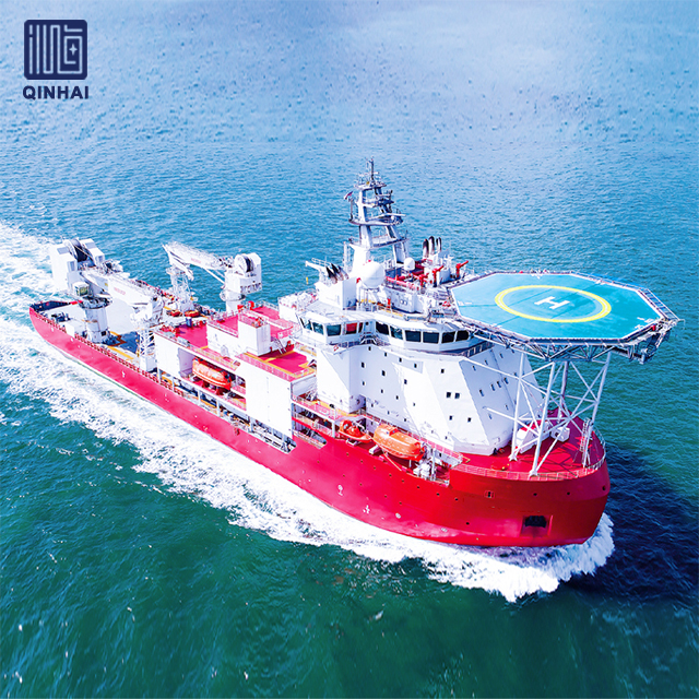 Was kann ein 85 m langes Offshore-Versorgungsschiff transportieren?